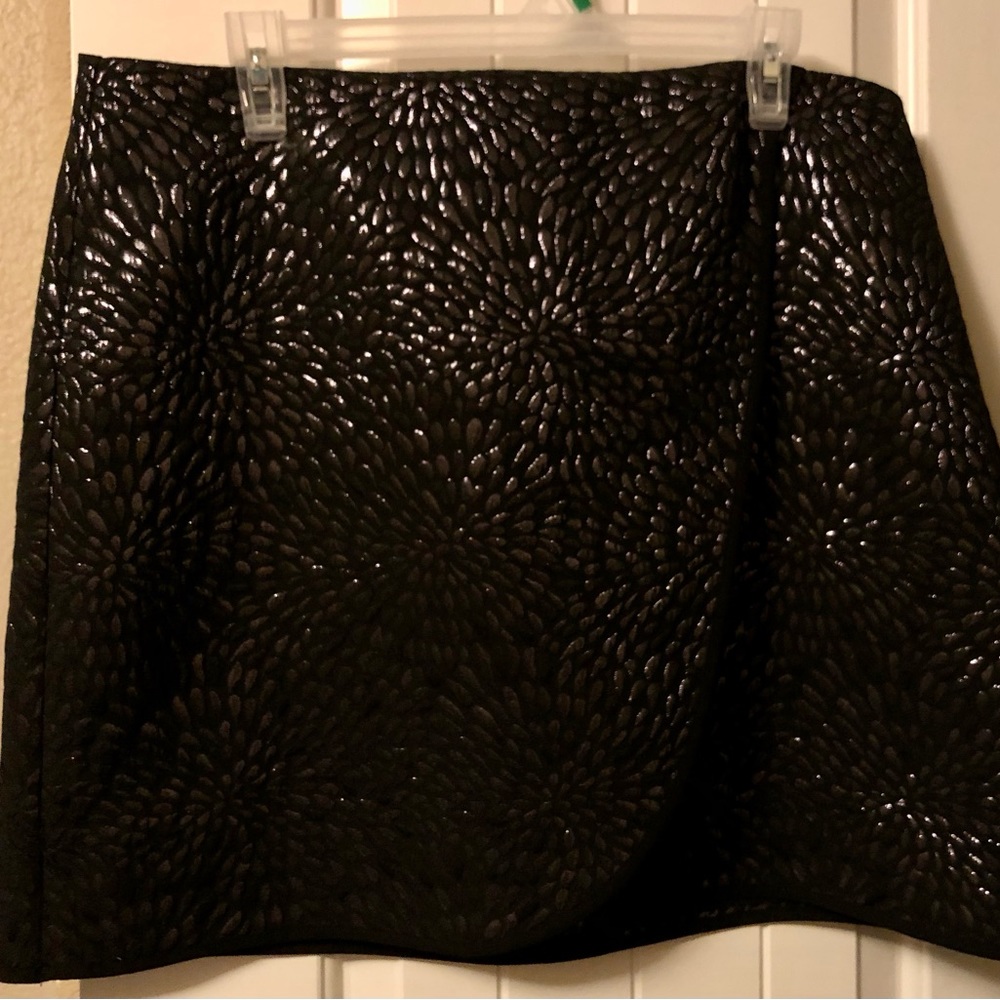 Loft size 14 above the knee mini skirt